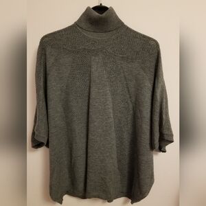 French Connection Gray Patterned Wing Sweater